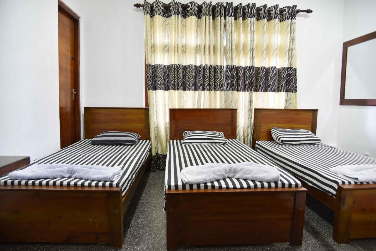 Lodge In 611 Канди Экстерьер фото